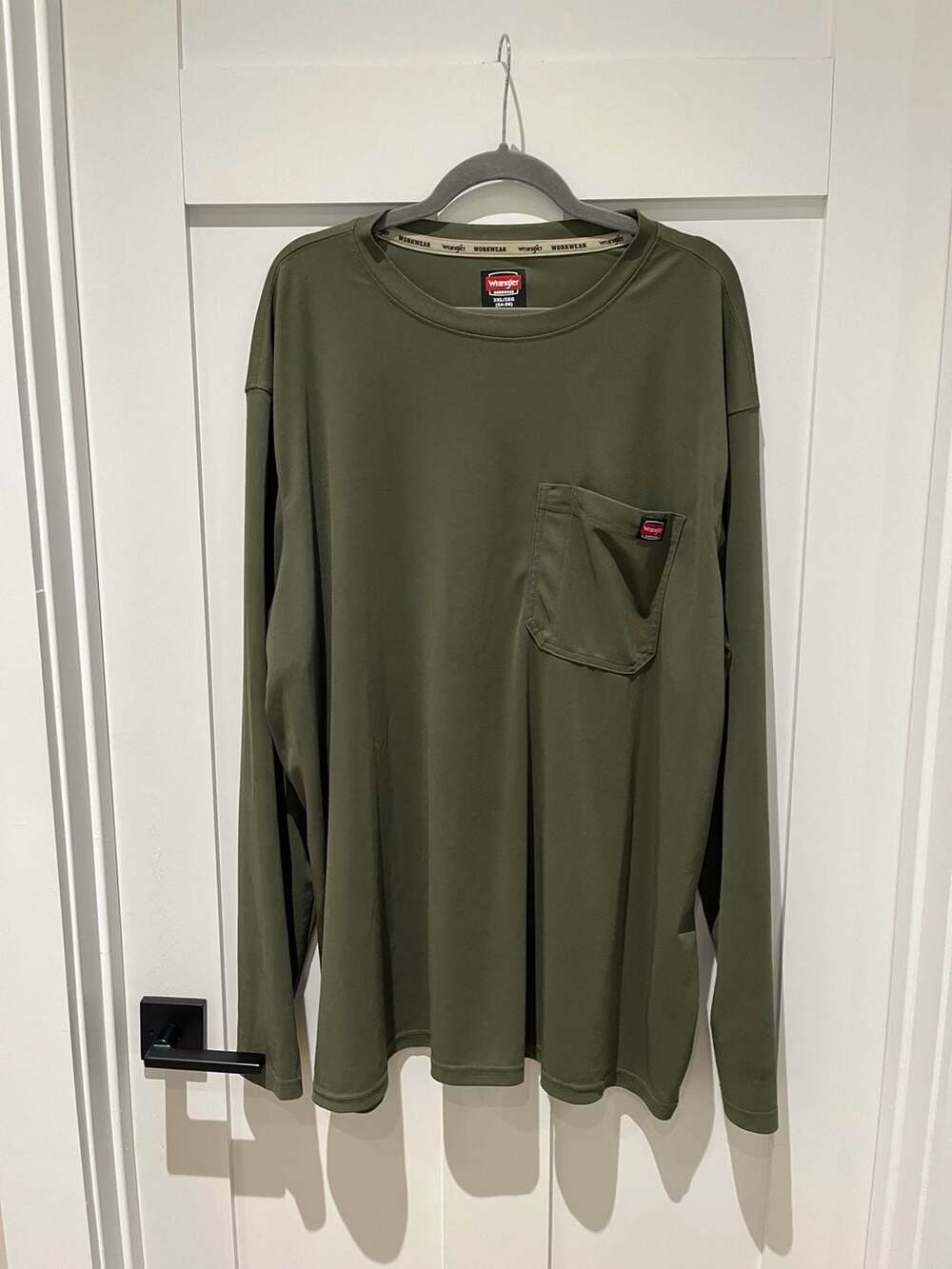 Wrangler Workwear Men's Long Sleeve Performance Pocket T-Shirt, Moss, Size 3XL